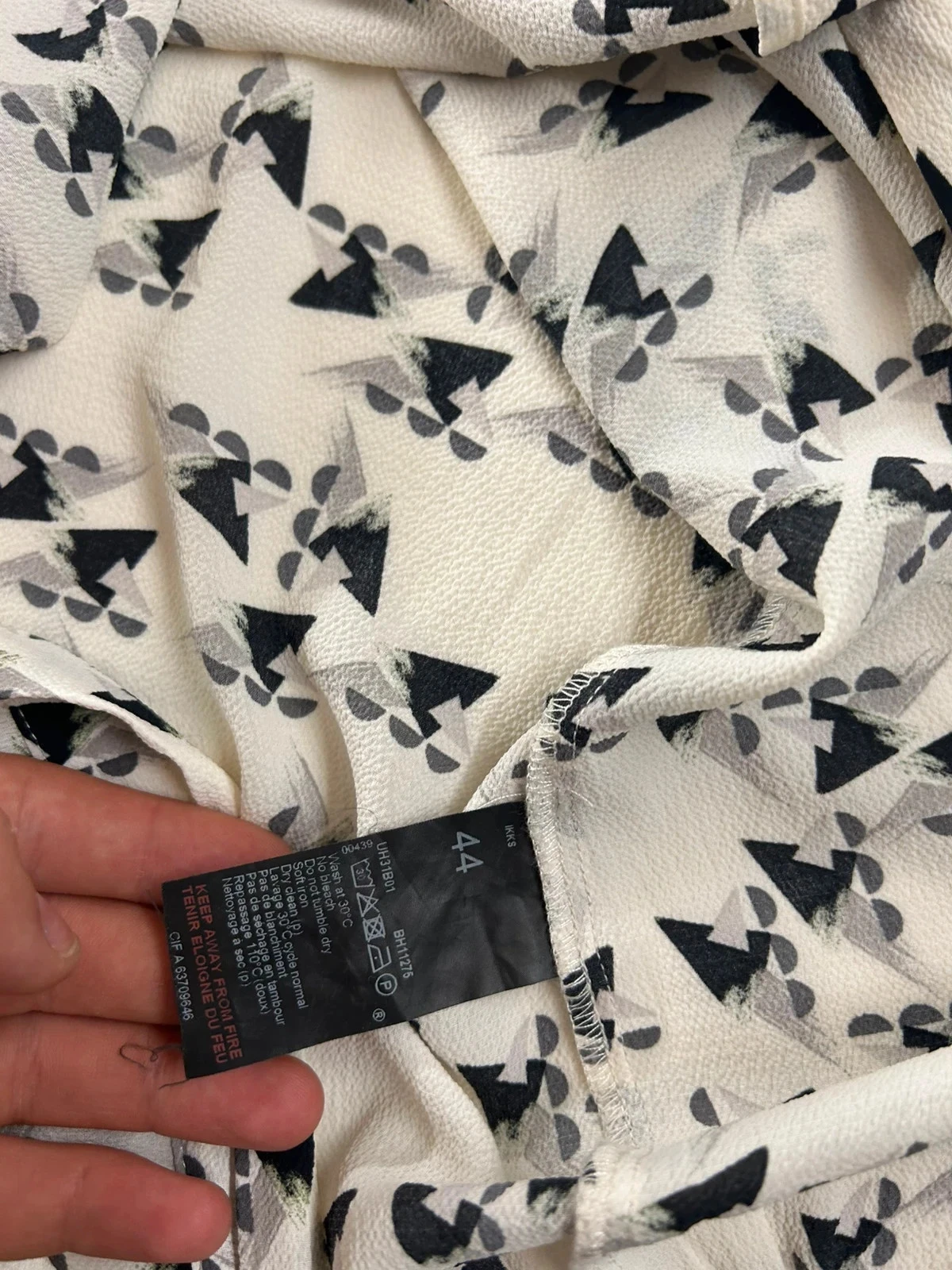 Black and white pattern blouse IKKS women size 44 – photo 9